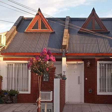 Departamentos Ensuenos Appartement Trelew Buitenkant foto
